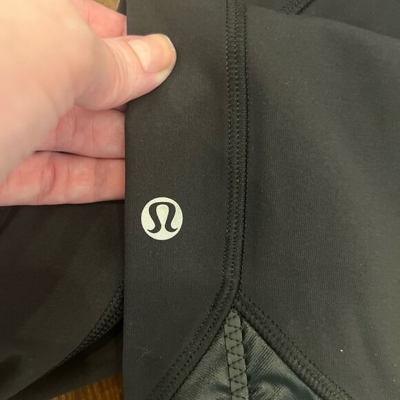 Lululemon Pace Queen Tight 7/8 Length Size 4 Black Reflective Full On Luxtreme - Picture 5 of 15